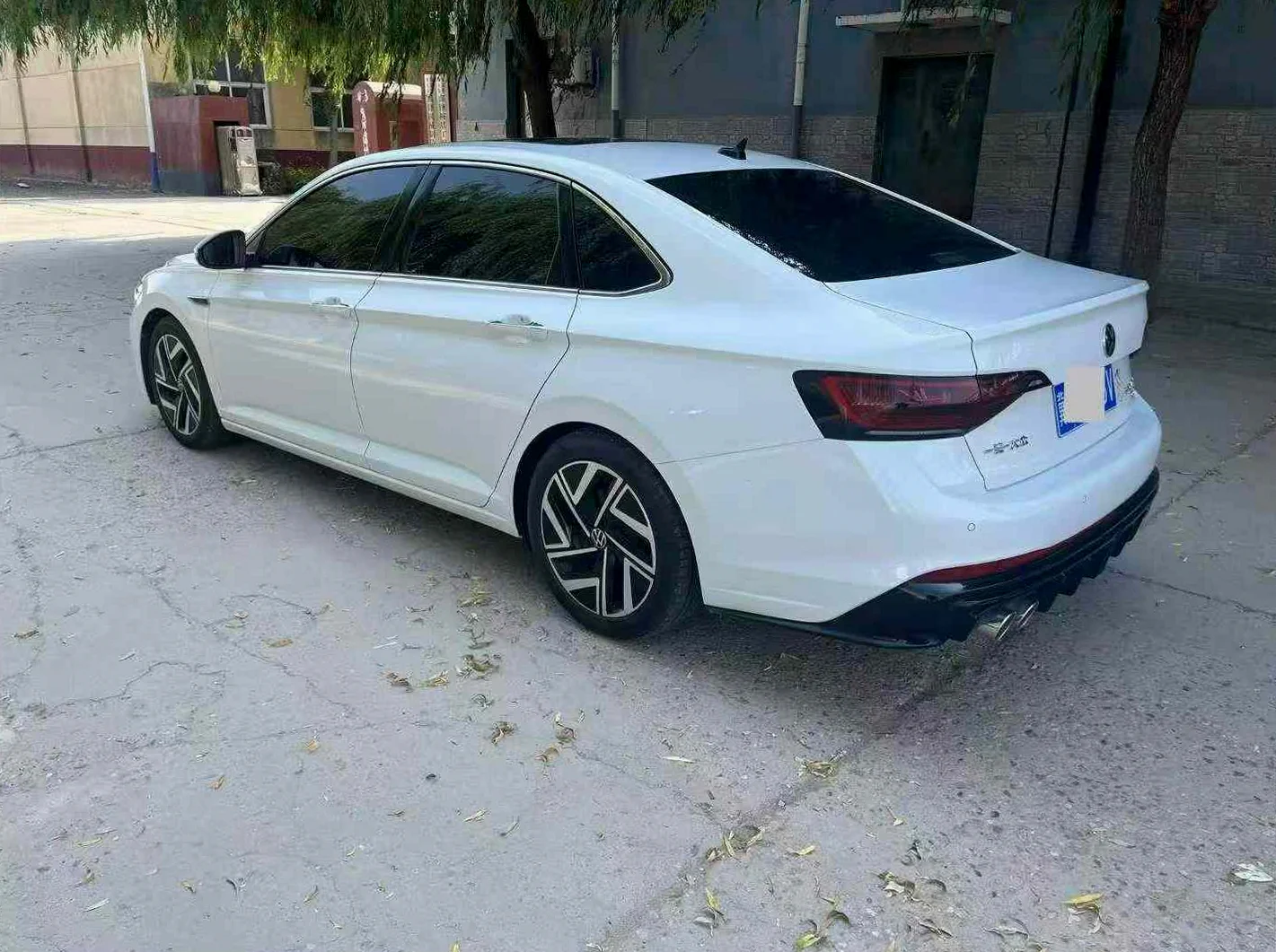 大众速腾 后面外观三