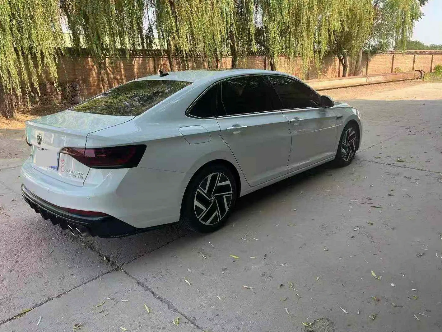 大众速腾 后面外观二