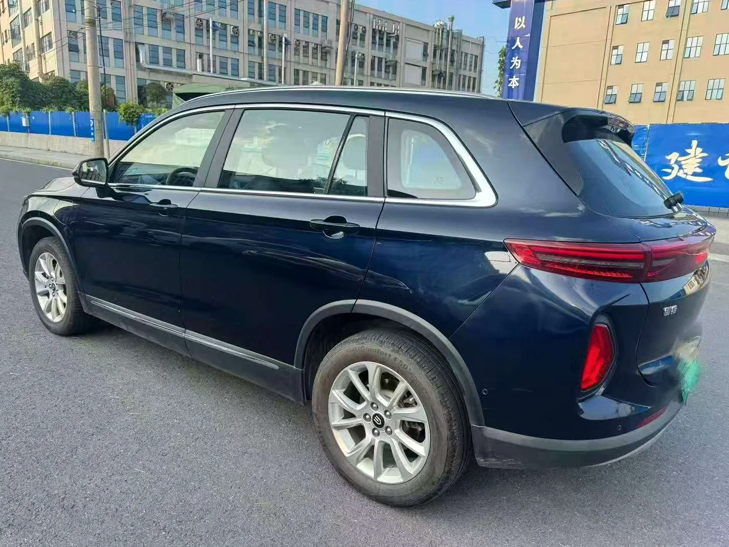 创维EV6 后面外观三