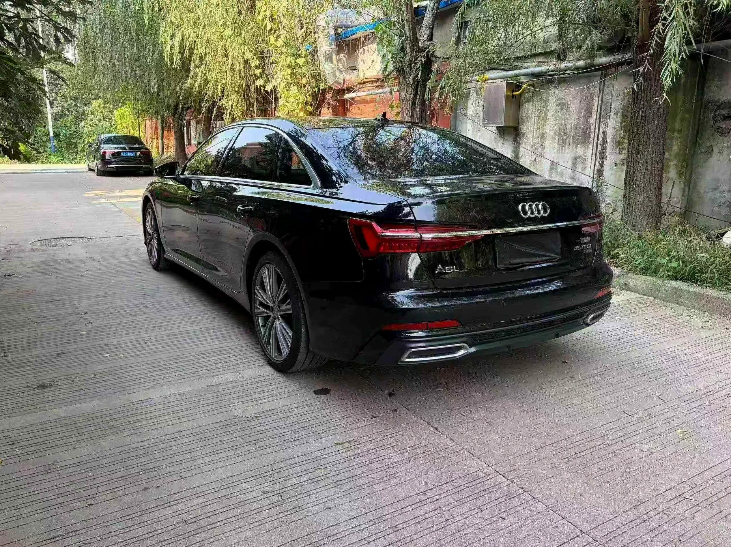 奥迪A6L 内饰前排