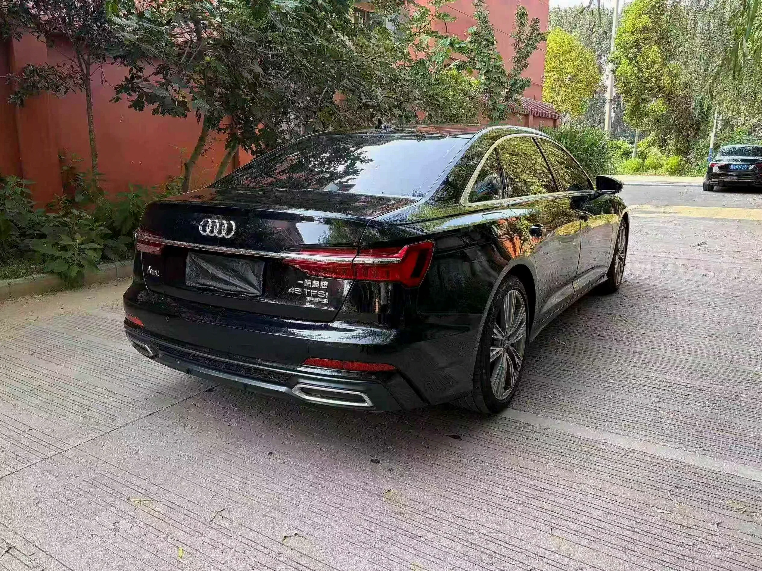 奥迪A6L 驾驶室