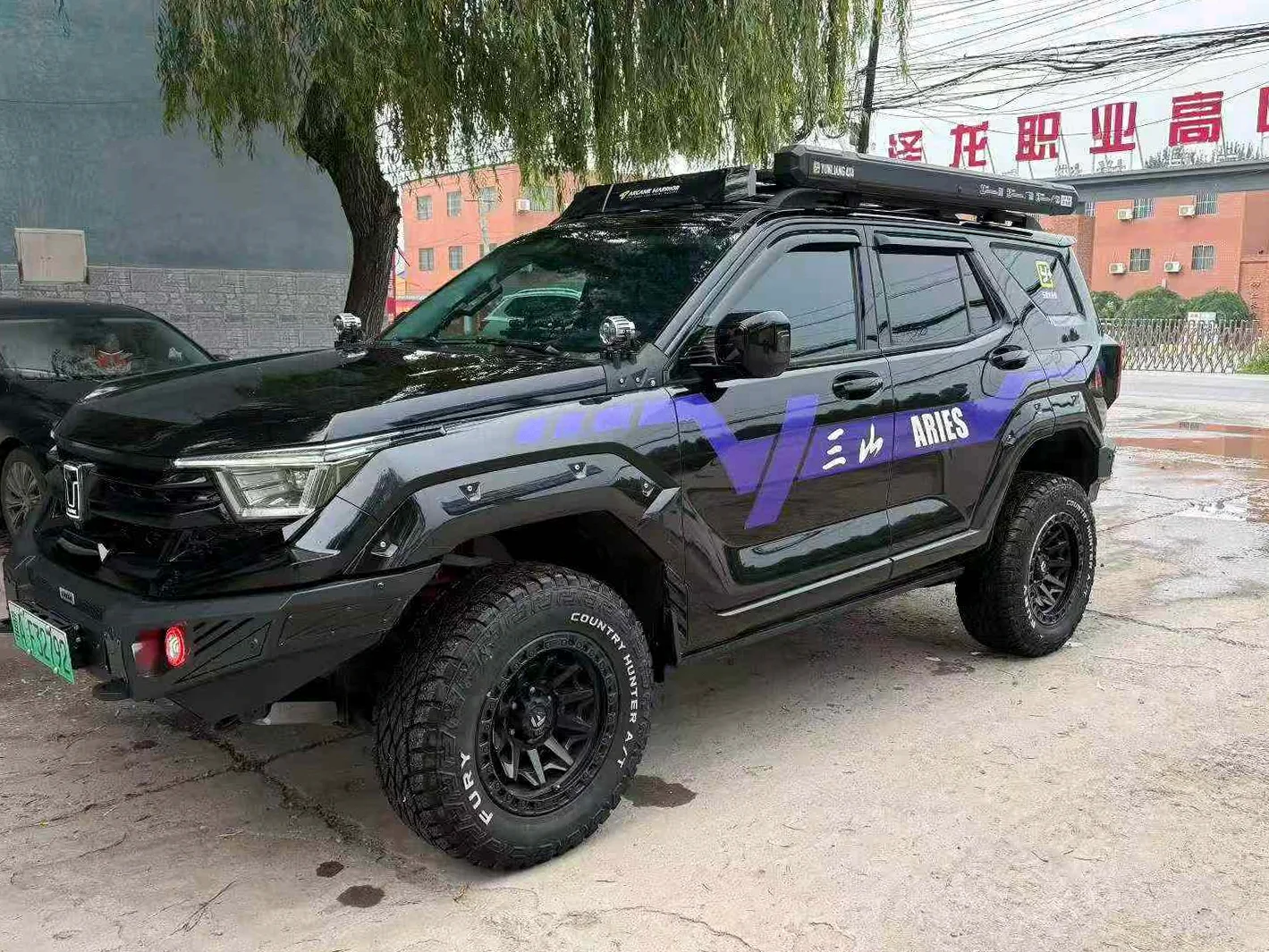 长城汽车坦克 正面外观三