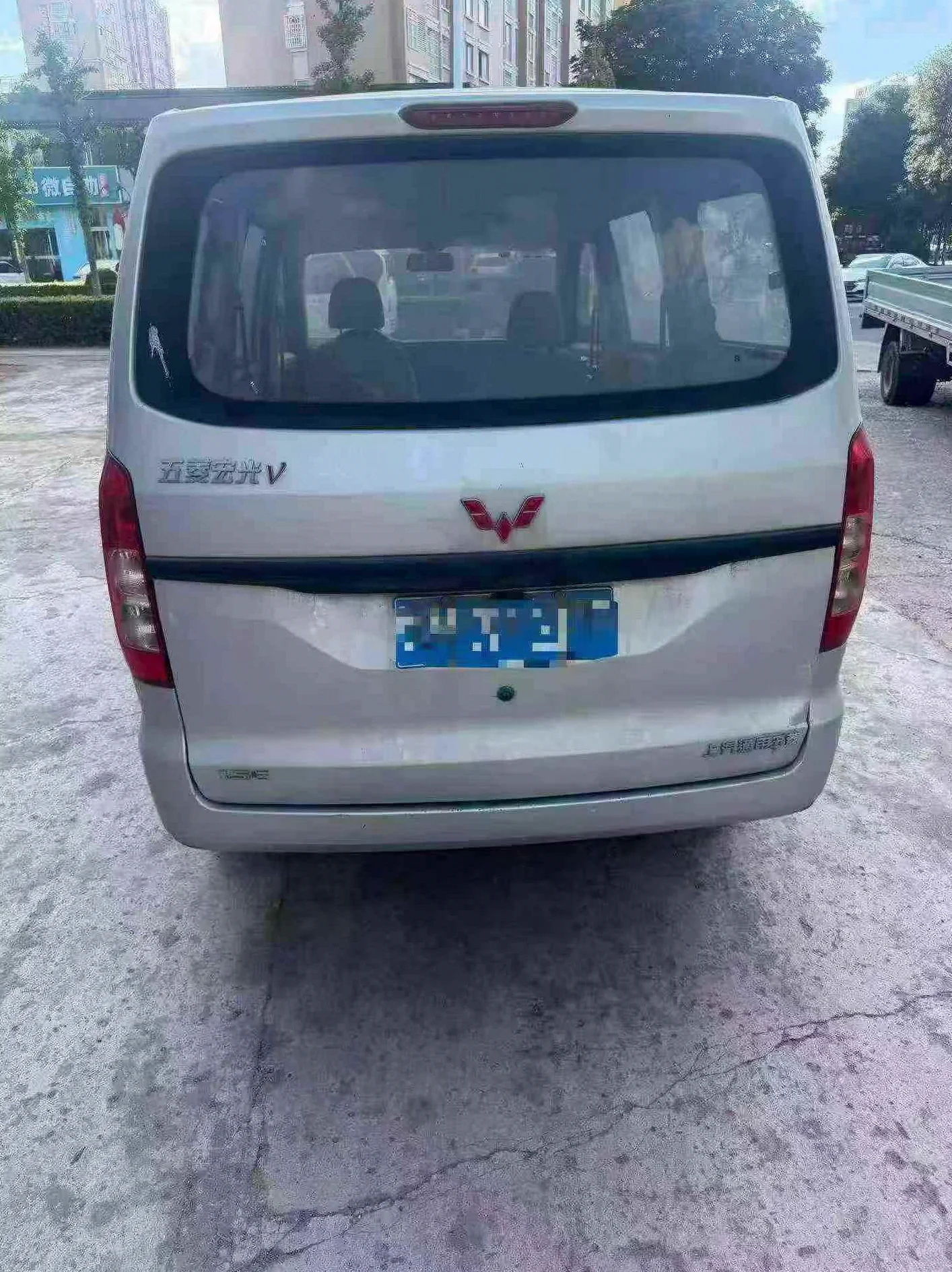 五菱汽车宏光 后面外观一