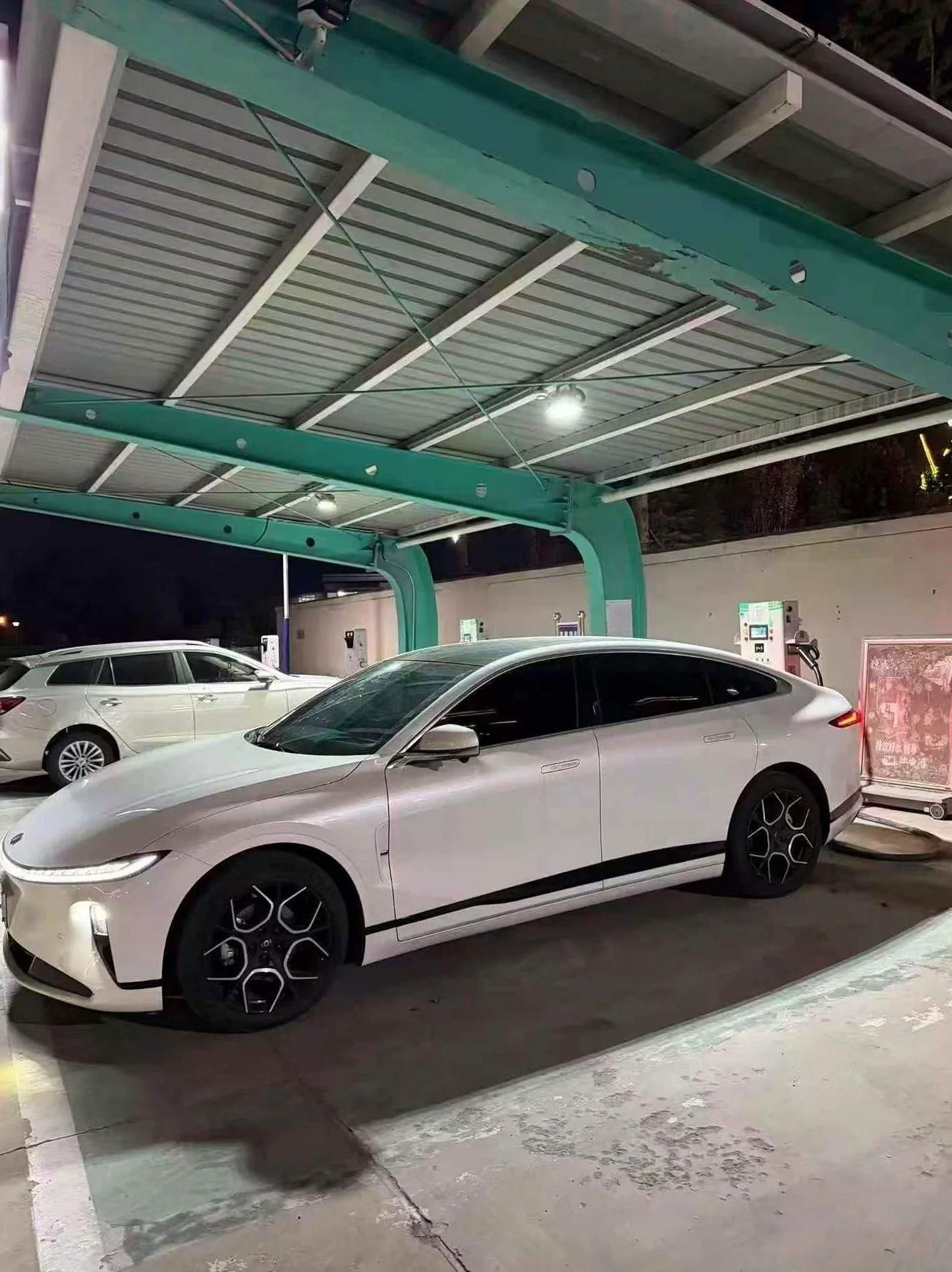 长安汽车启源 正面外观三