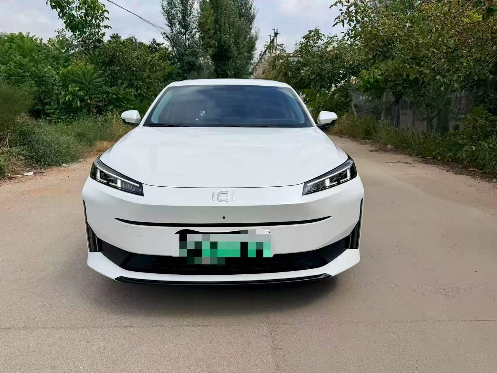 长安汽车启源 正面外观二