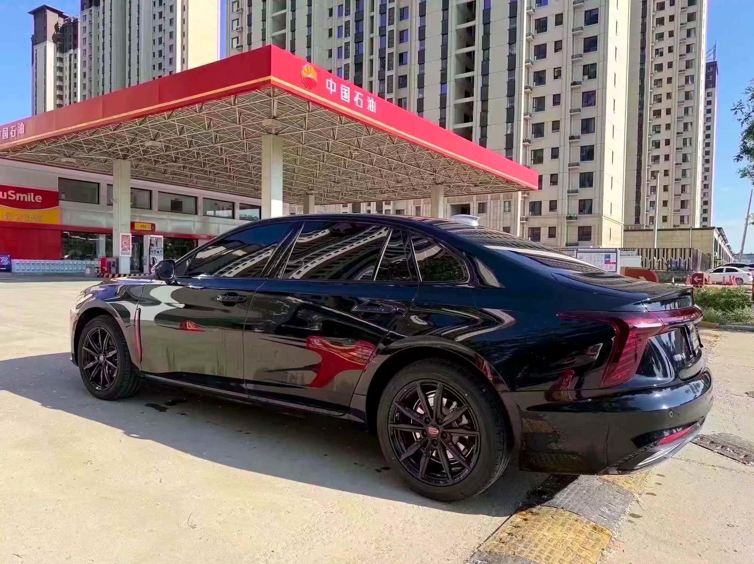 红旗H5 后面外观三