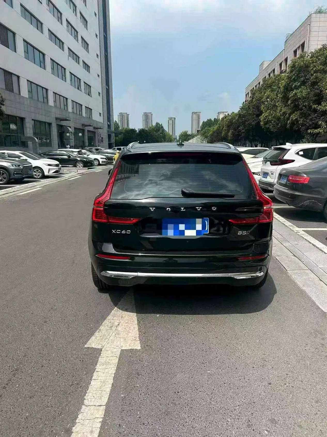 沃尔沃XC60 正面外观二