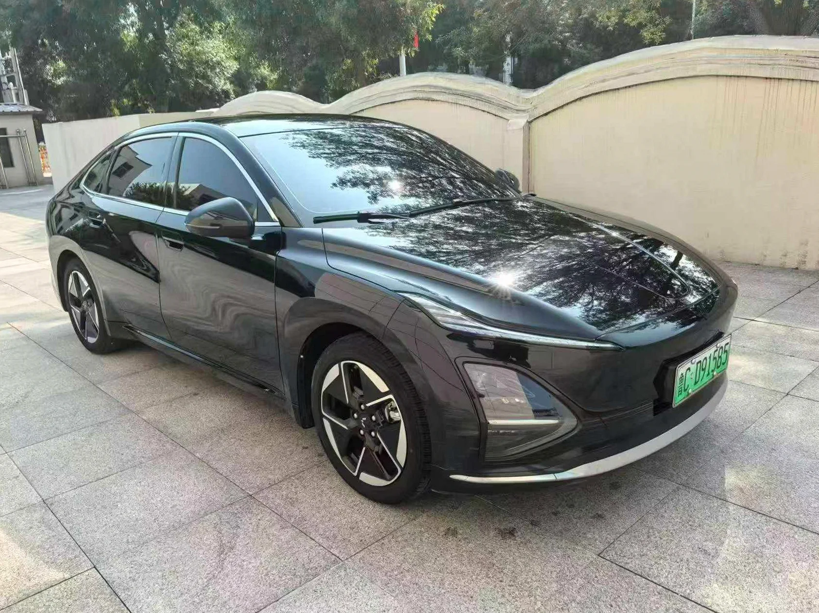 五菱汽车星光 正面外观三