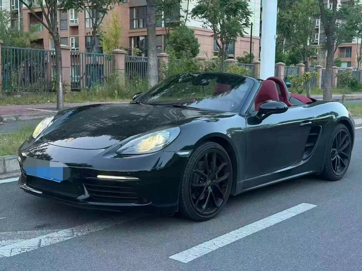 保时捷Boxster 正面外观三