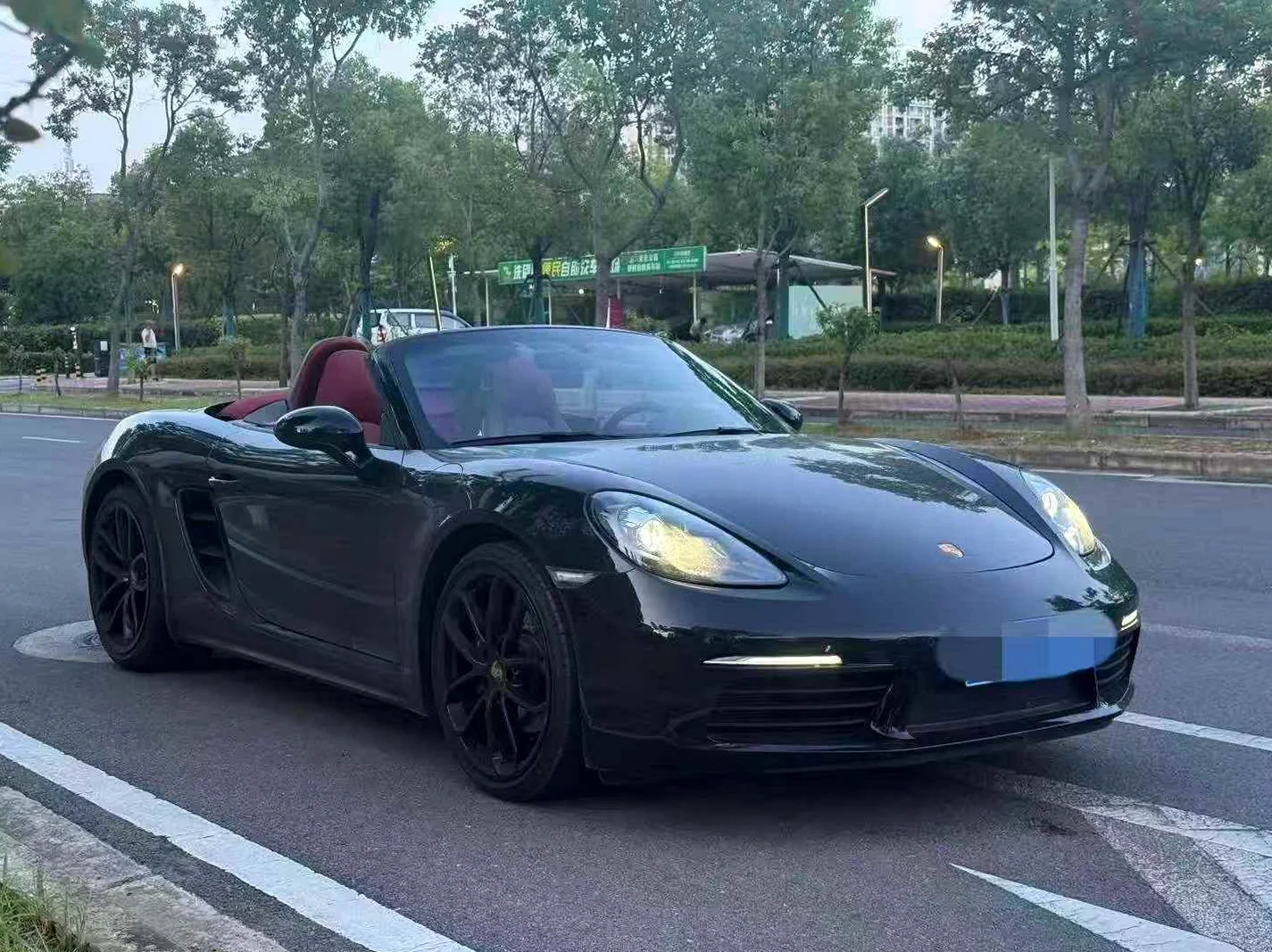 保时捷Boxster 正面外观二