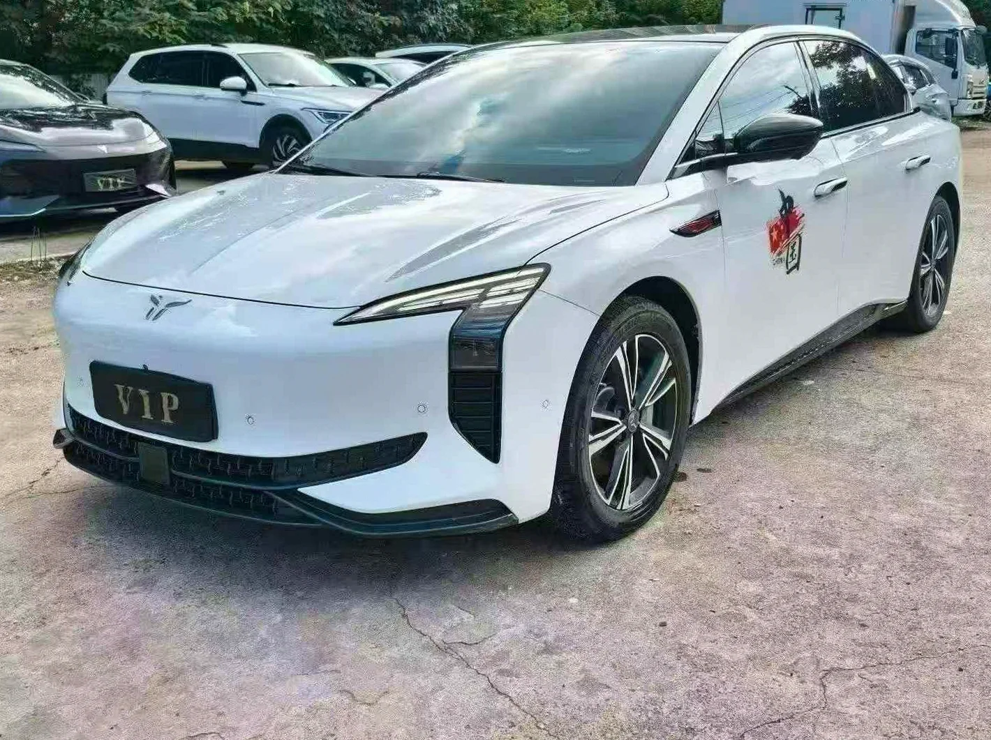 2026款红旗EH7荣耀版