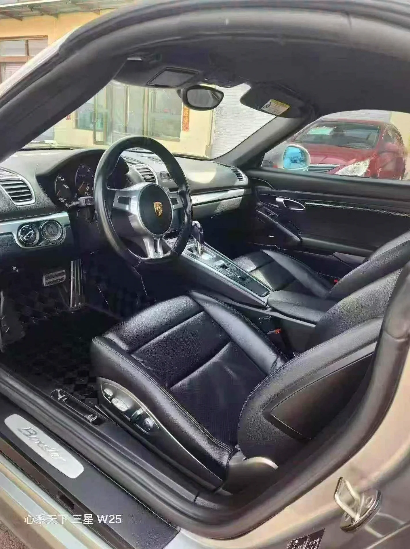 保时捷Boxster 内饰后排