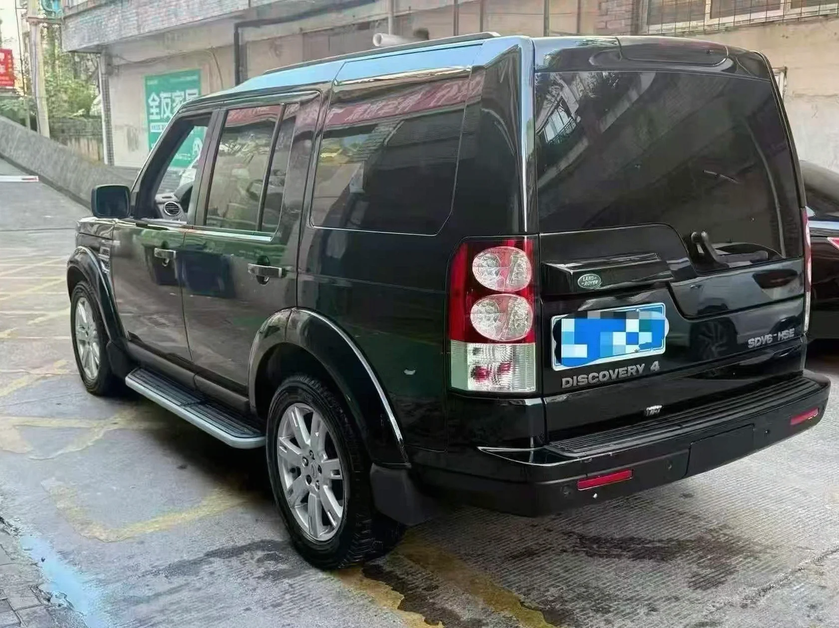 路虎发现 内饰后排