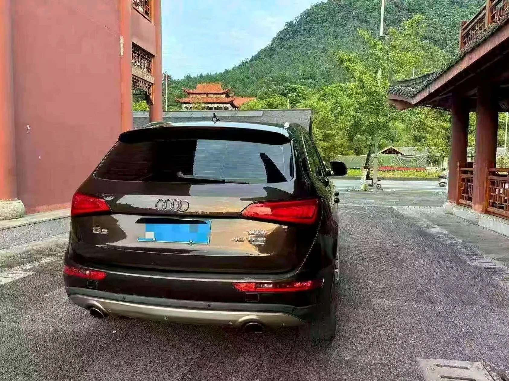 奥迪Q5 驾驶室