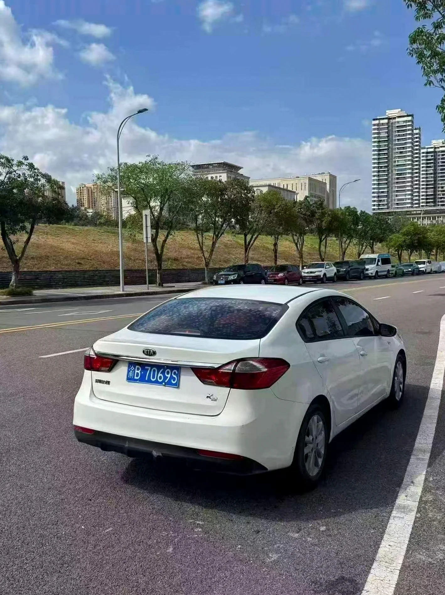 起亚K3 后面外观二