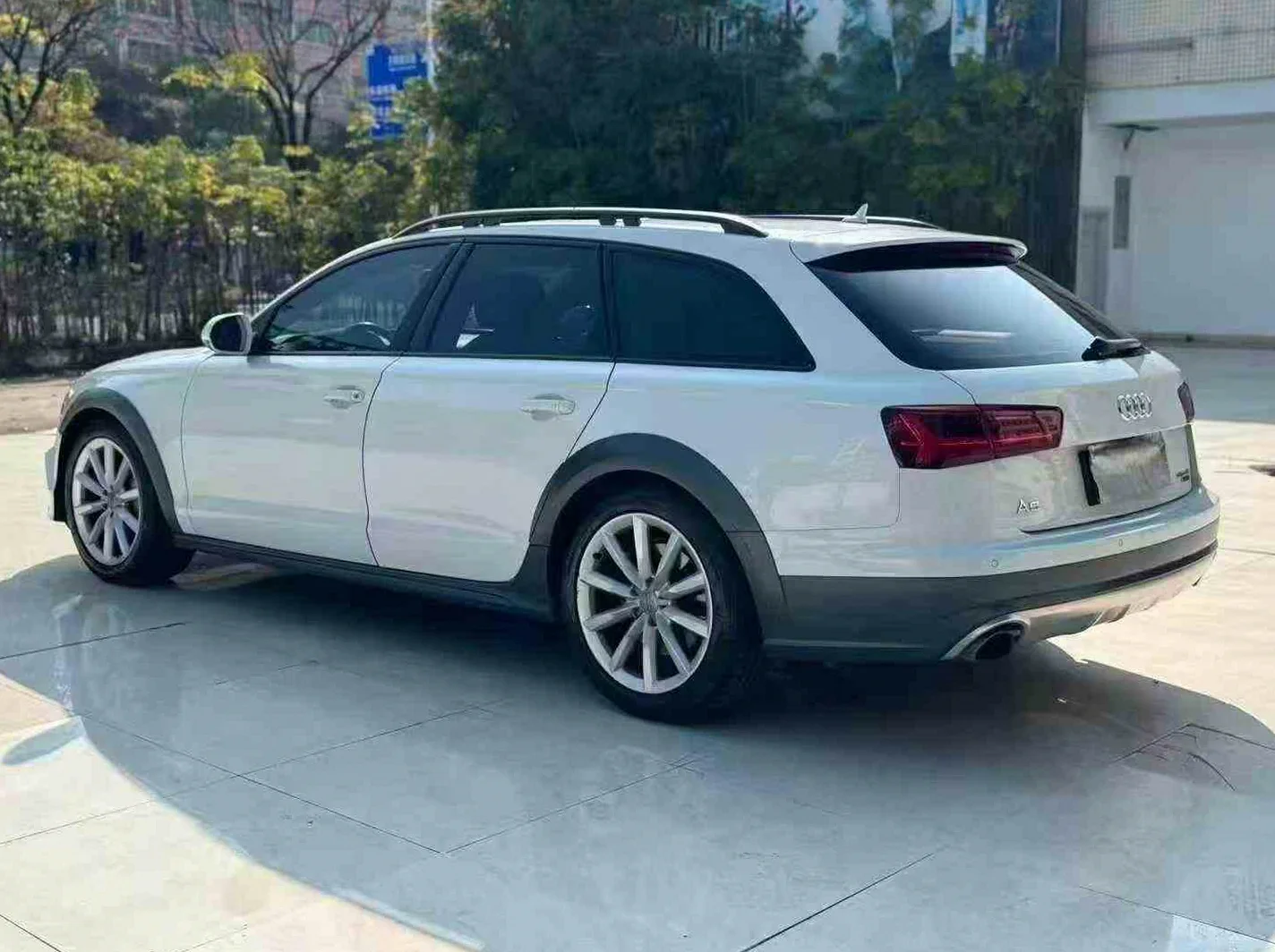 奥迪A6L 驾驶室