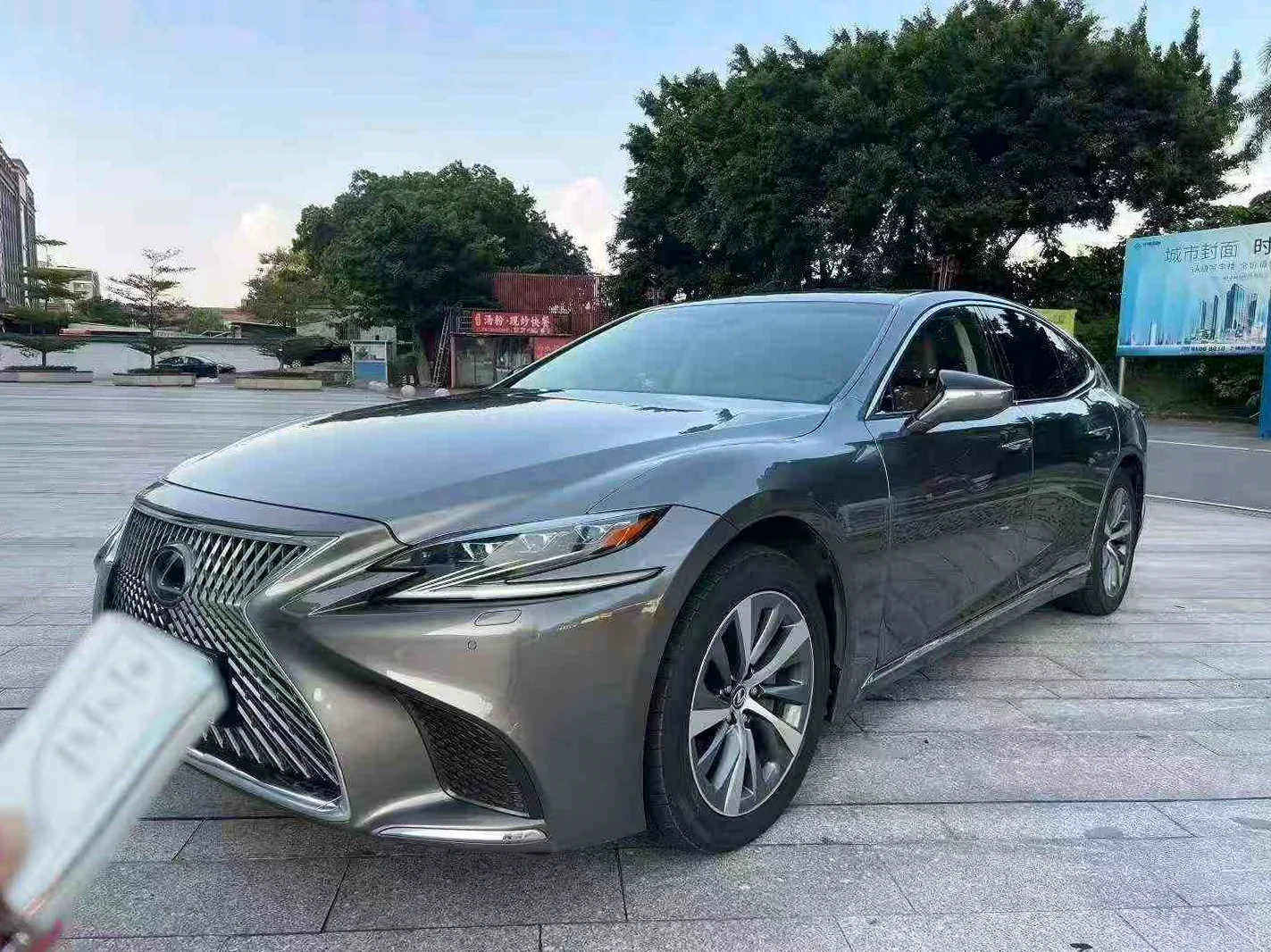 18年8月雷克萨斯LS350卓越版