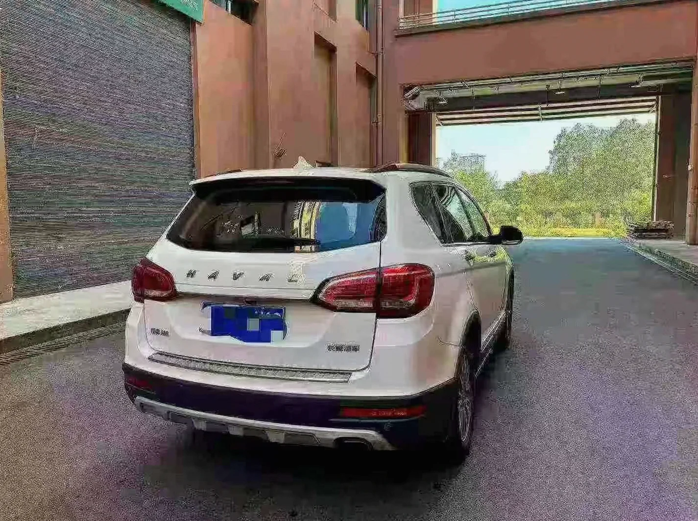 哈弗H6 驾驶室