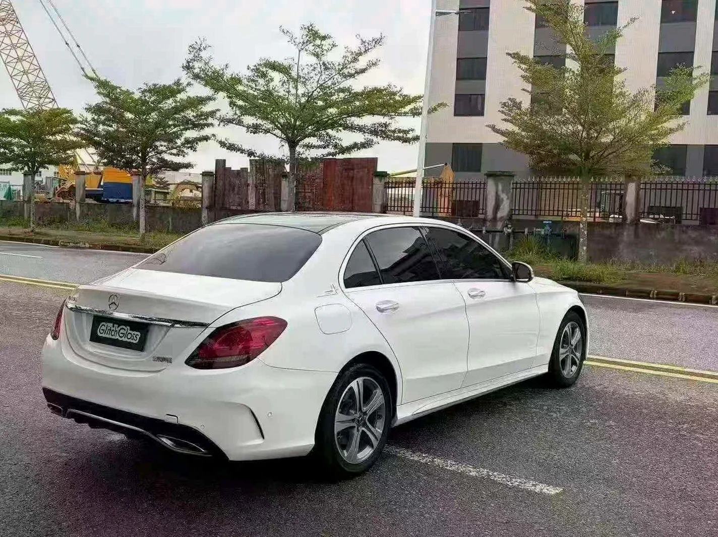 奔驰C 后面外观三