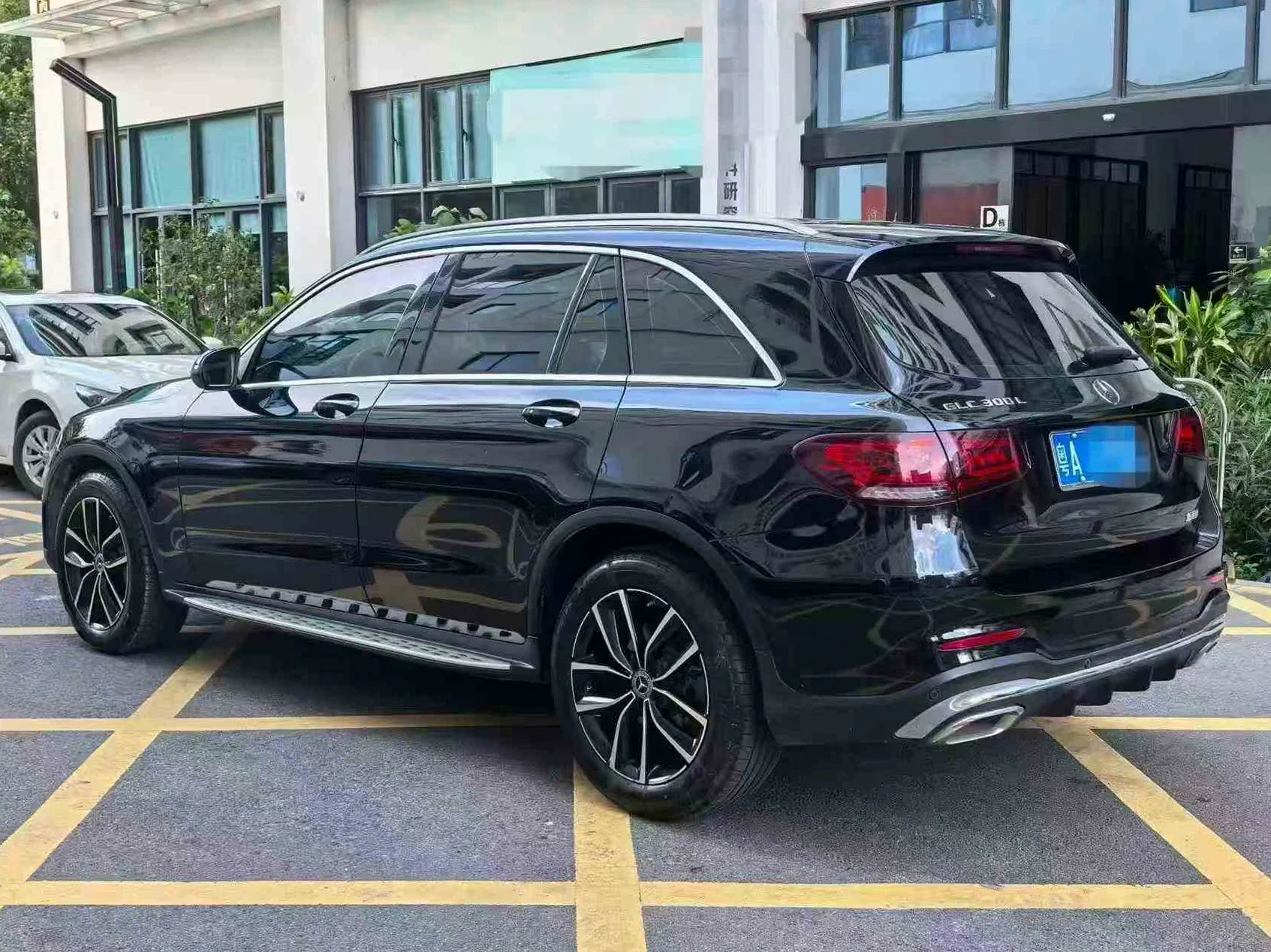 奔驰GLC 驾驶室