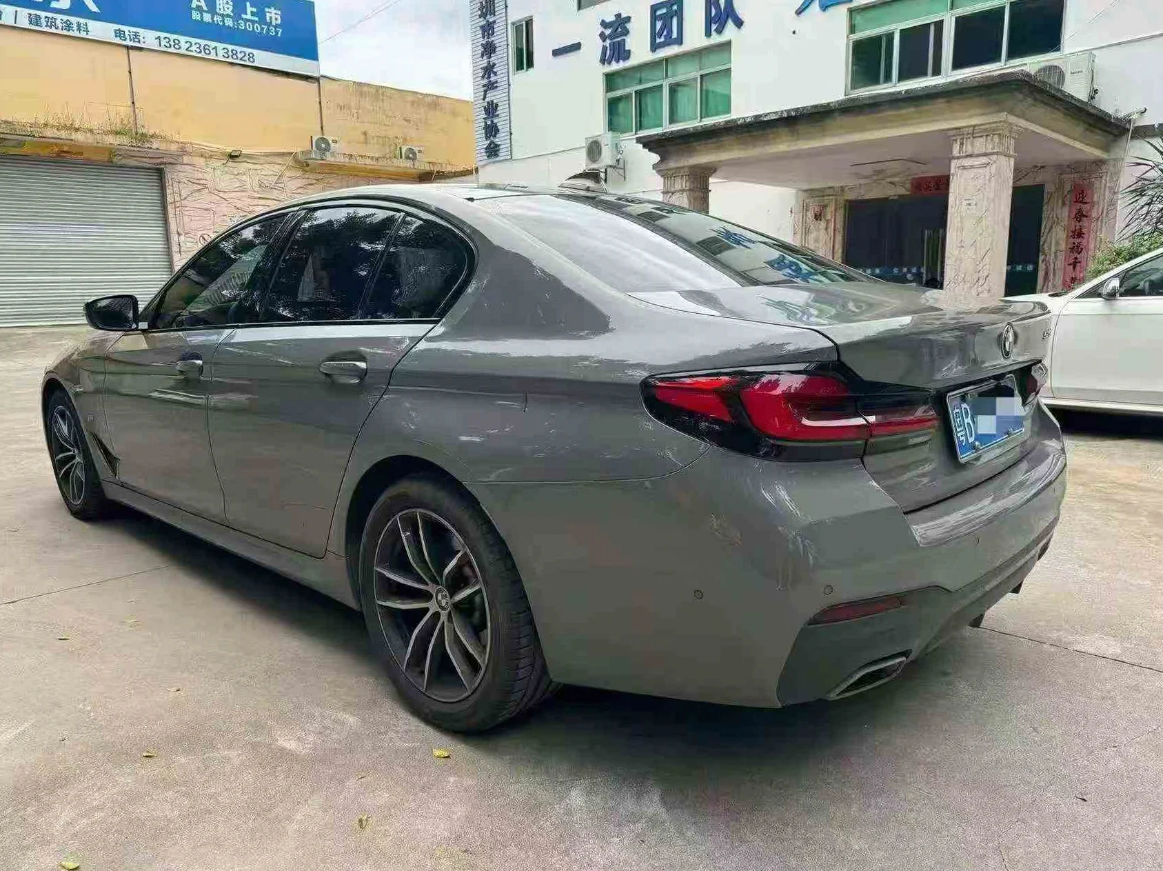 宝马5系 内饰前排