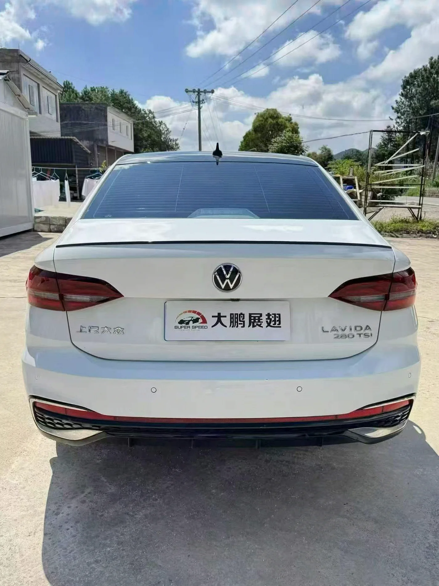 大众朗逸 后面外观一