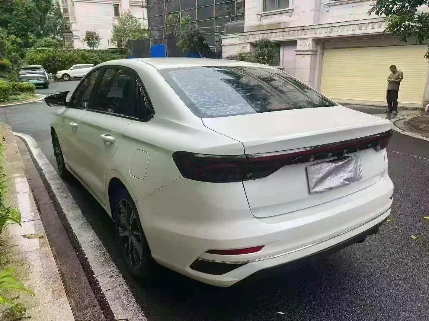 吉利帝豪 内饰前排