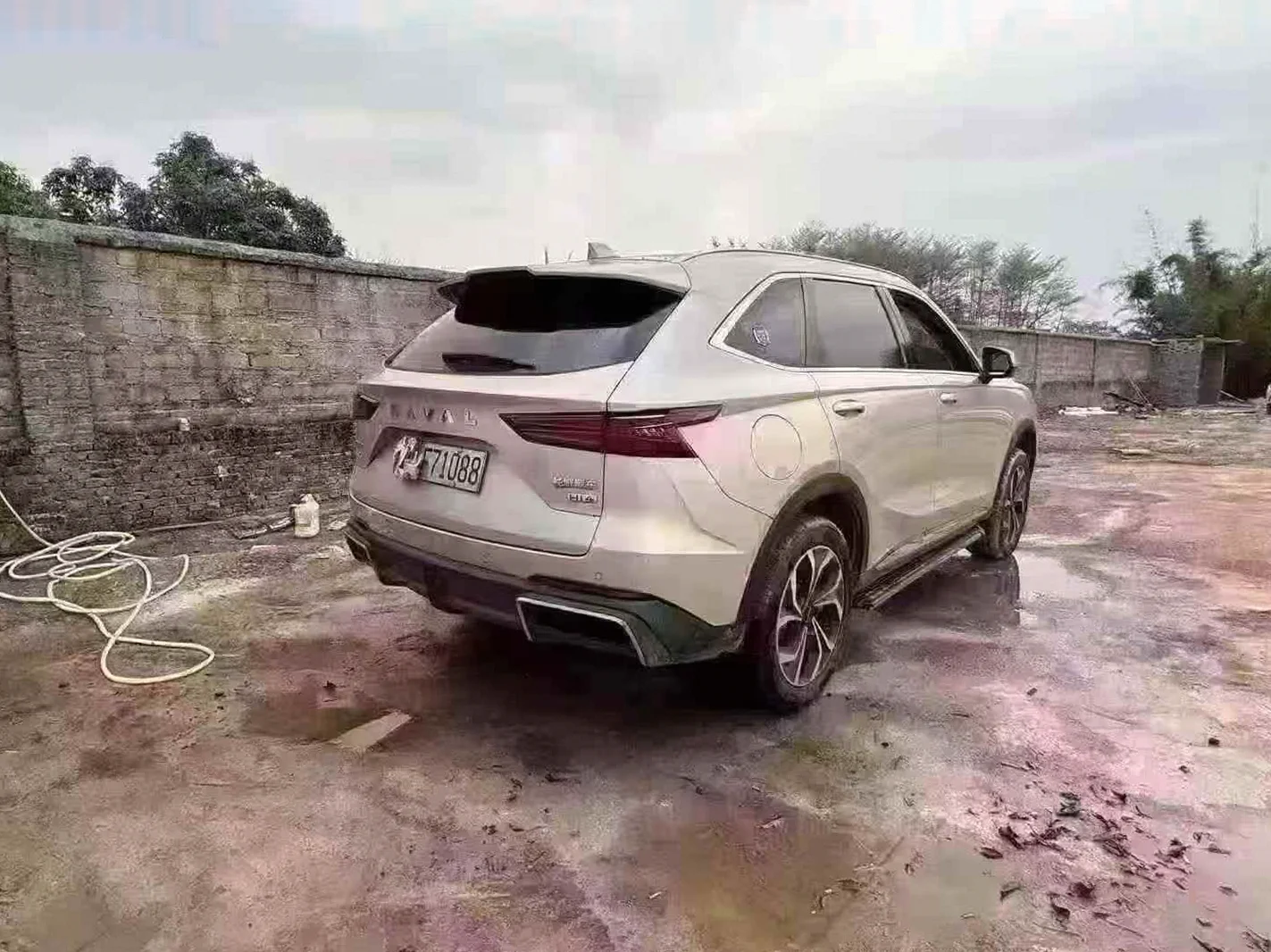 哈弗枭龙 驾驶室