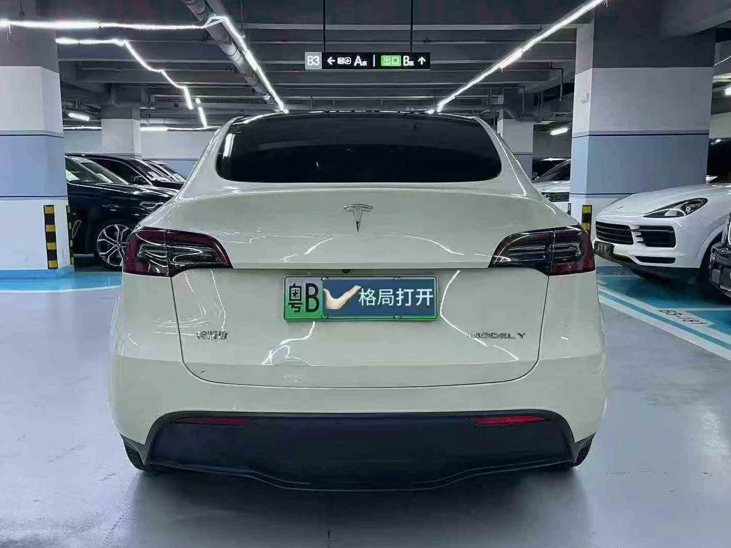 特斯拉MODEL 驾驶室