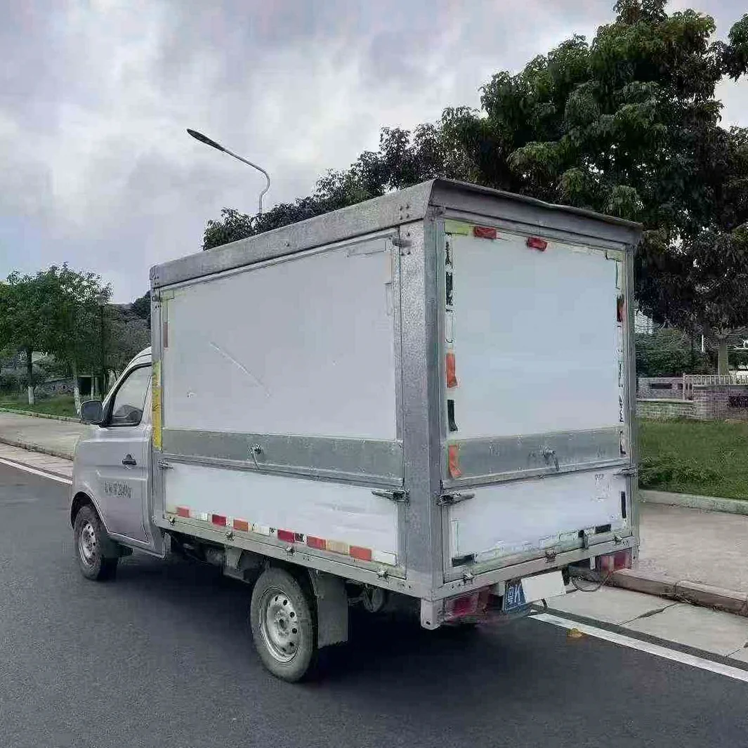 货车长安汽车跨越王 后面外观三