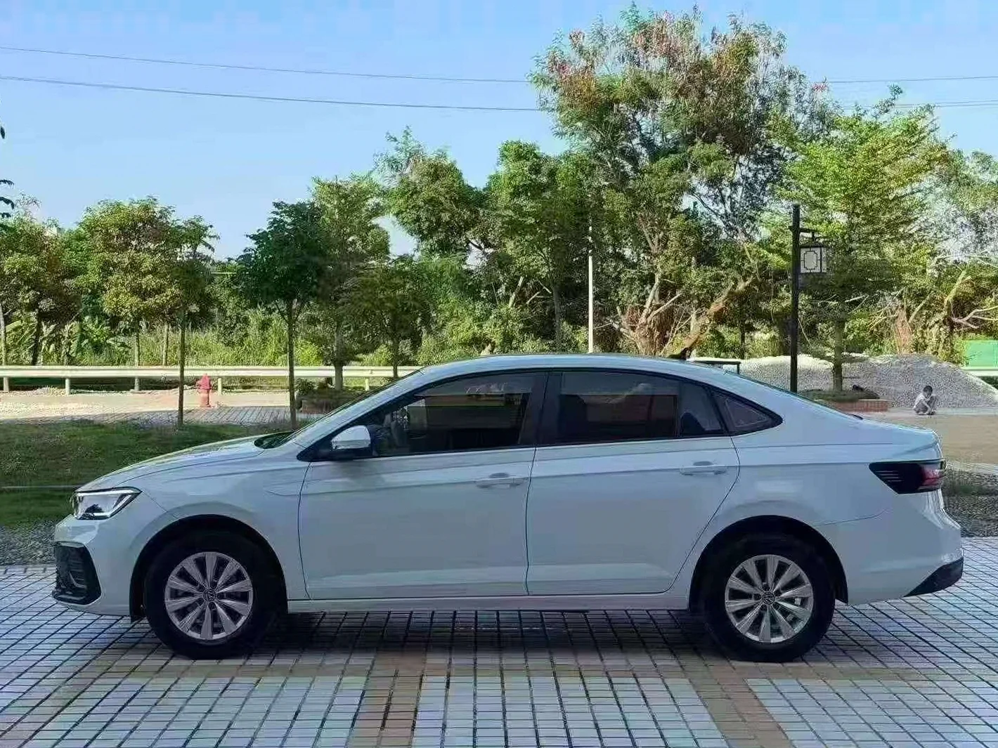 大众朗逸 正面外观三