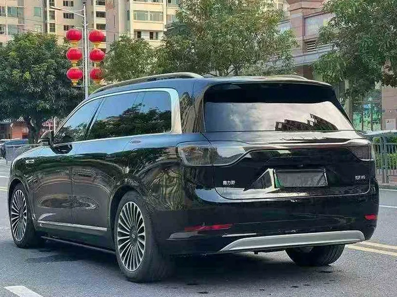 华为智选问界 内饰前排