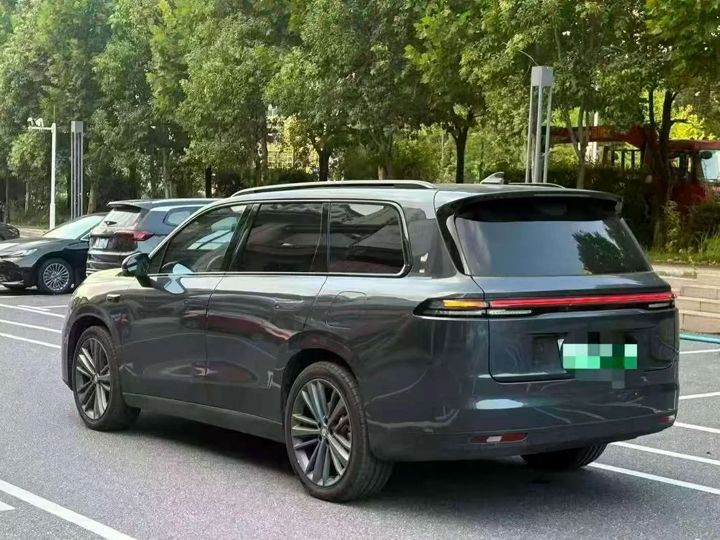 零跑汽车C16 后面外观二