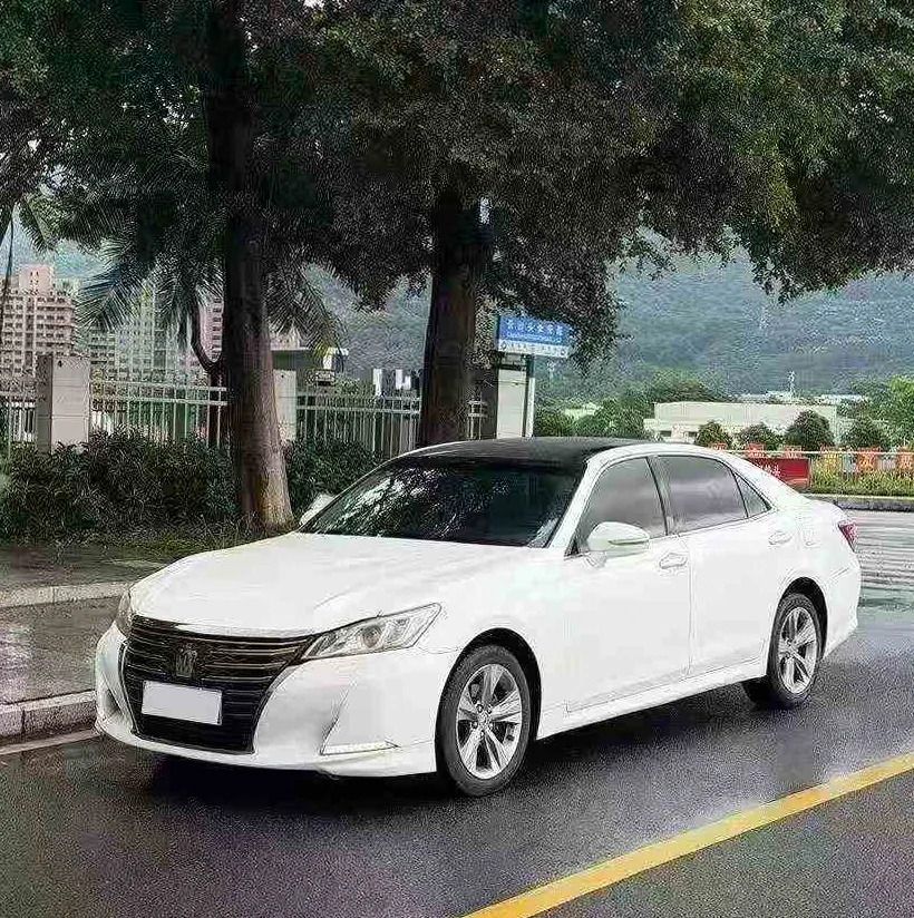19年丰田皇冠2.0T标配