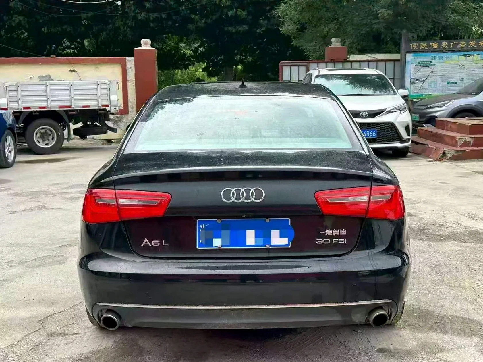 奥迪A6L 后面外观二