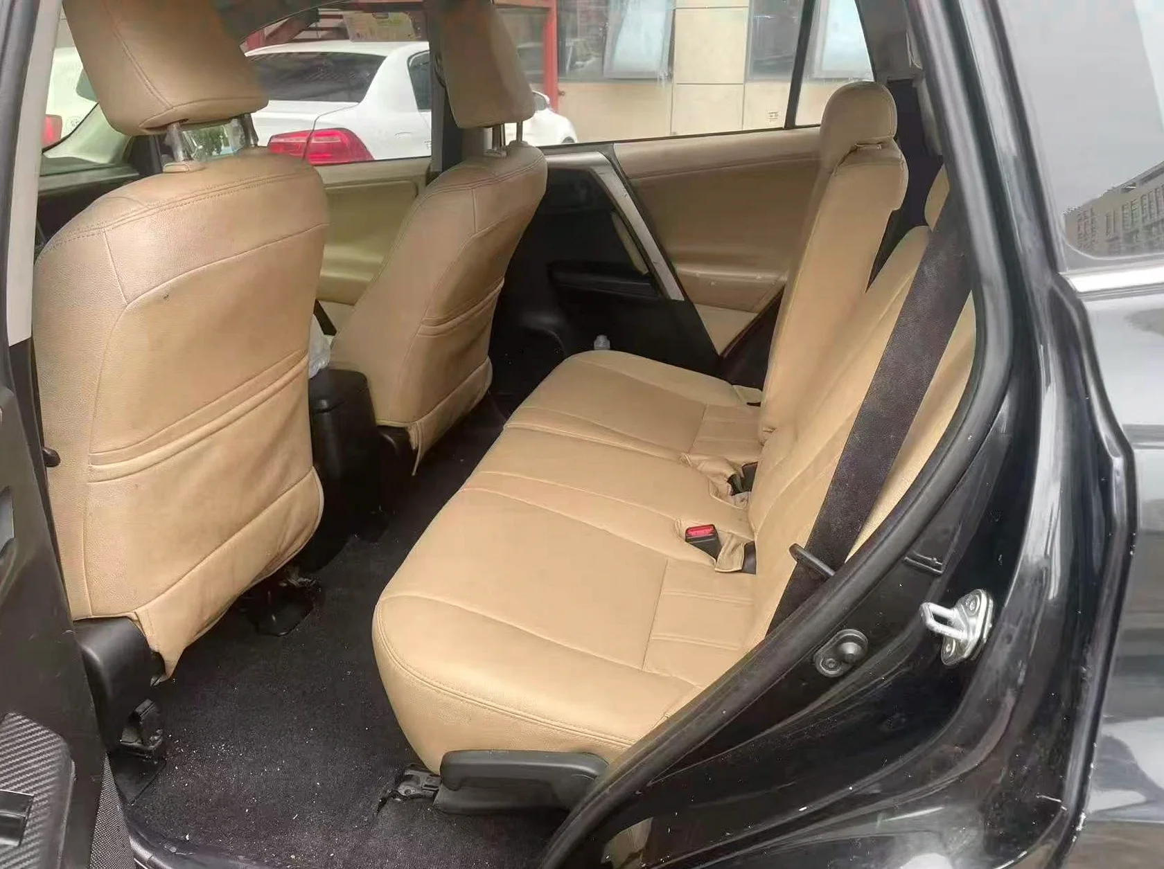 丰田RAV4荣放 正面外观三