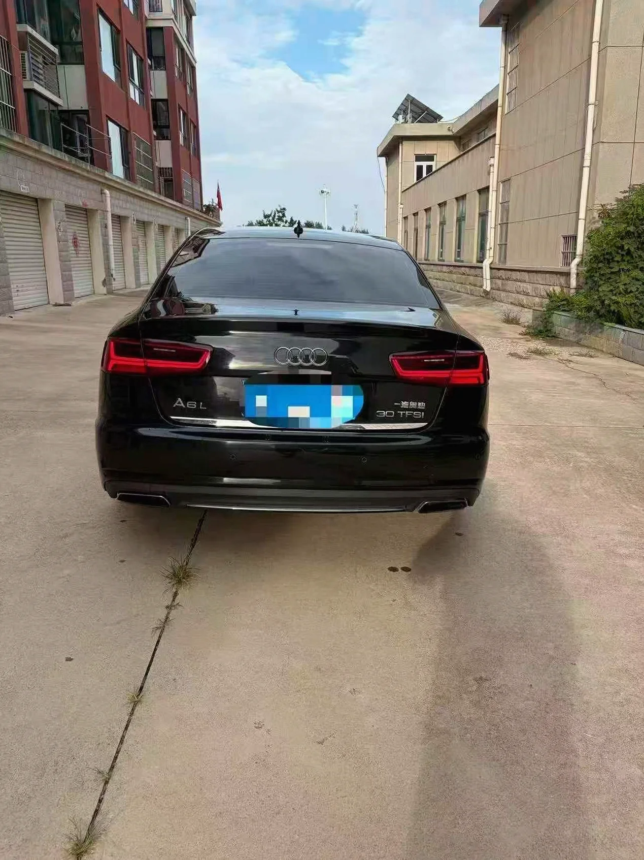 奥迪A6L 后面外观三