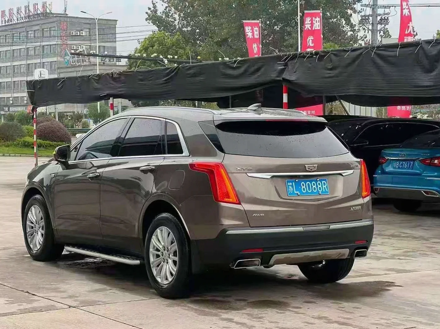 凯迪拉克XT5 后面外观一