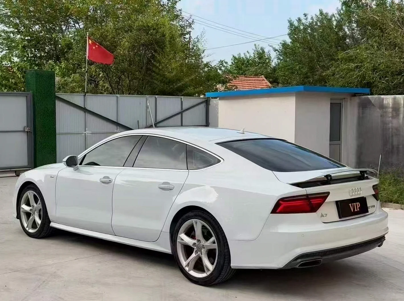 奥迪A7L 后面外观三