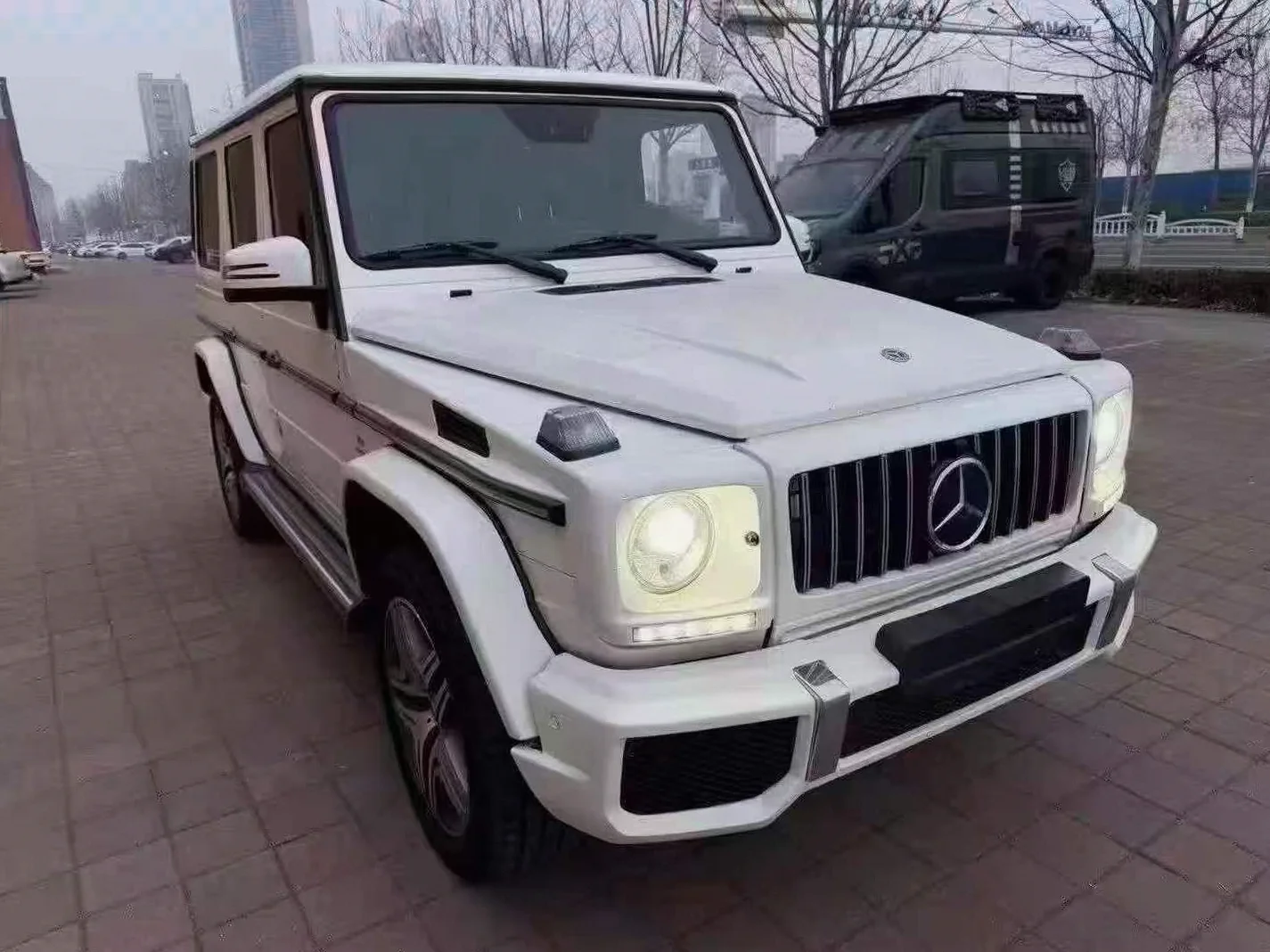 奔驰AMG 正面外观三