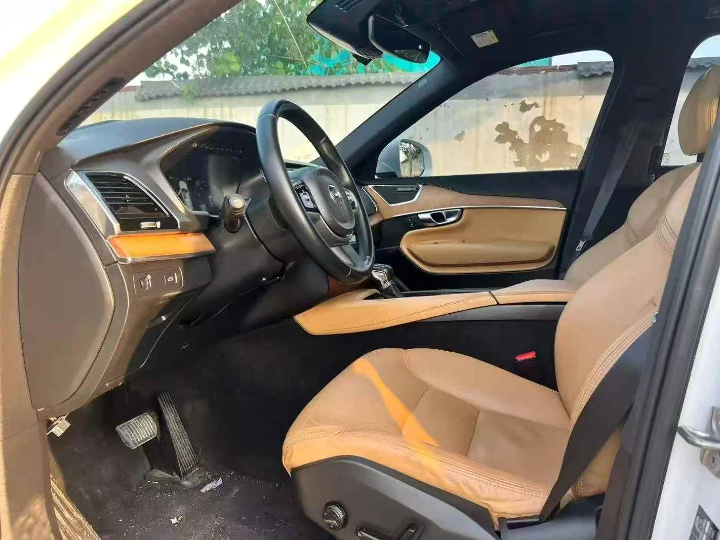 沃尔沃XC90 驾驶室