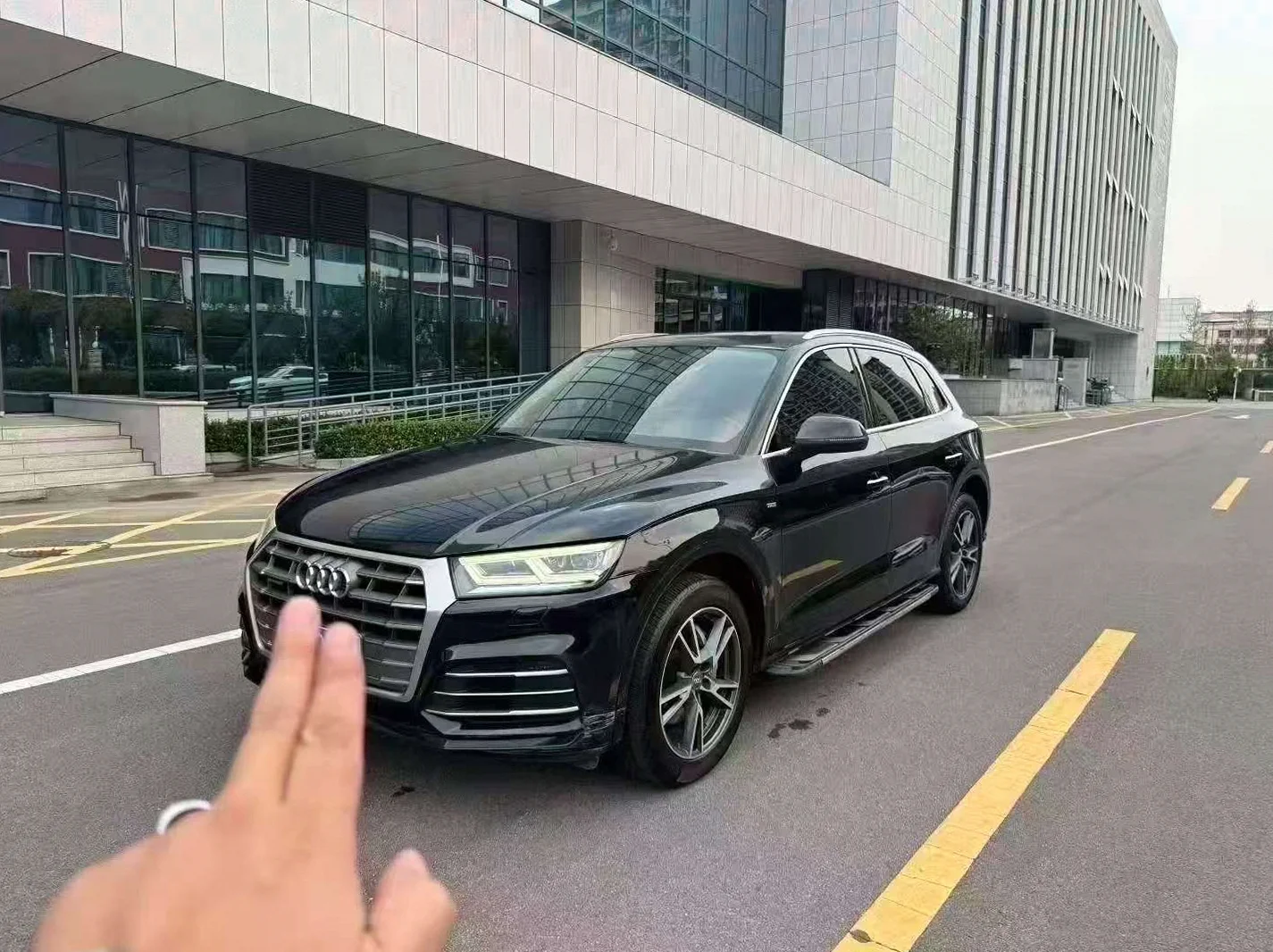 奥迪Q5 正面外观二