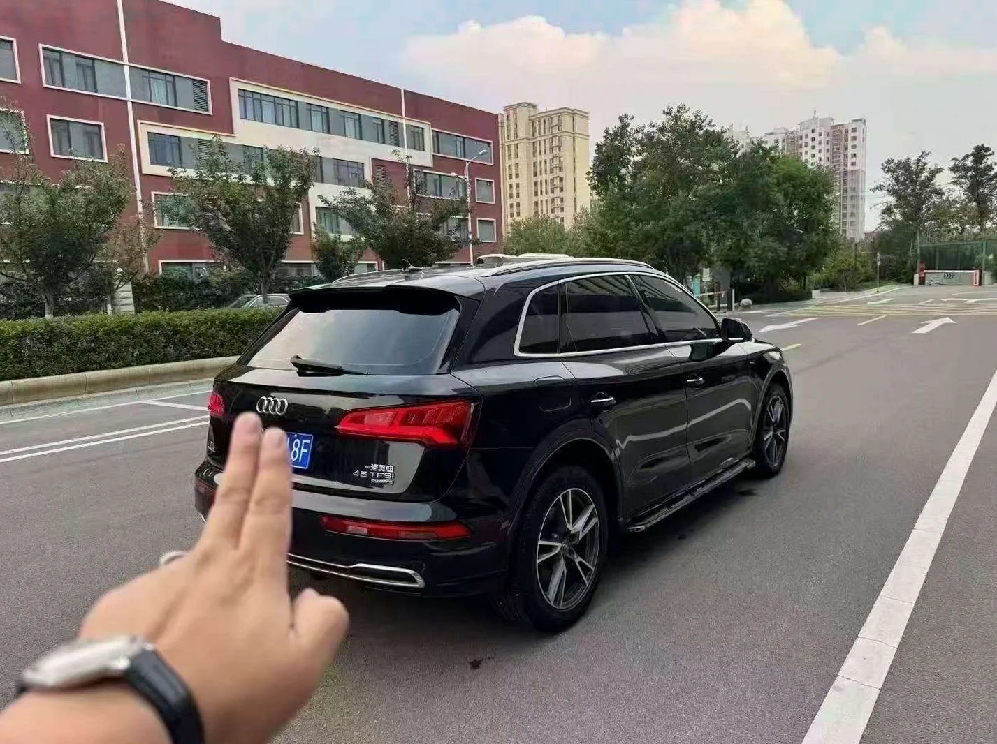 奥迪Q5 后面外观二