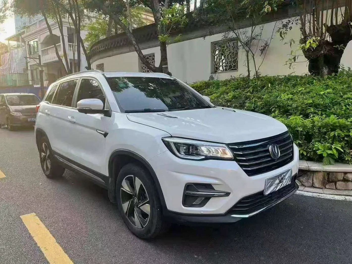 长安汽车CS75 正面外观二