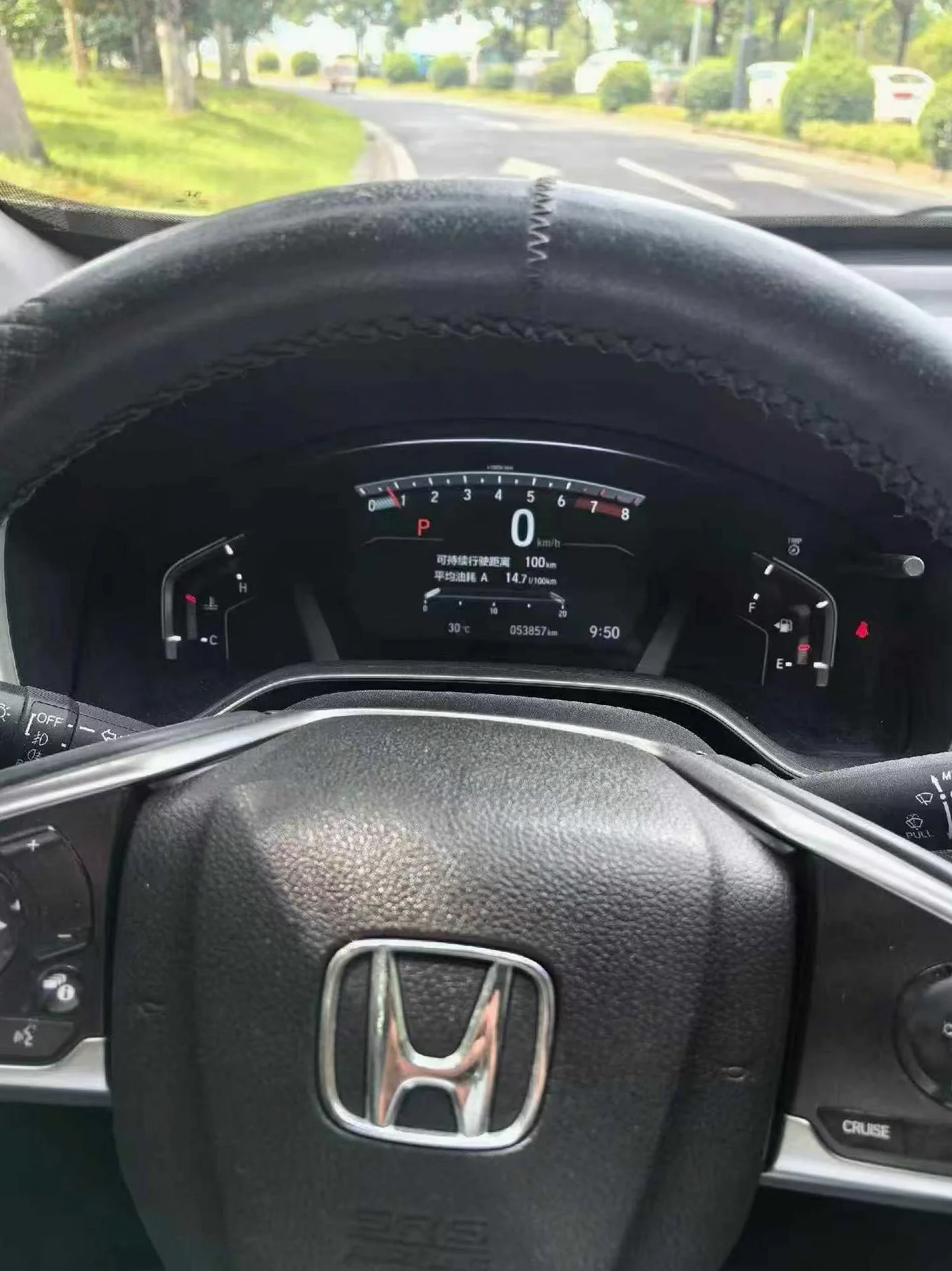 本田CRV 驾驶室