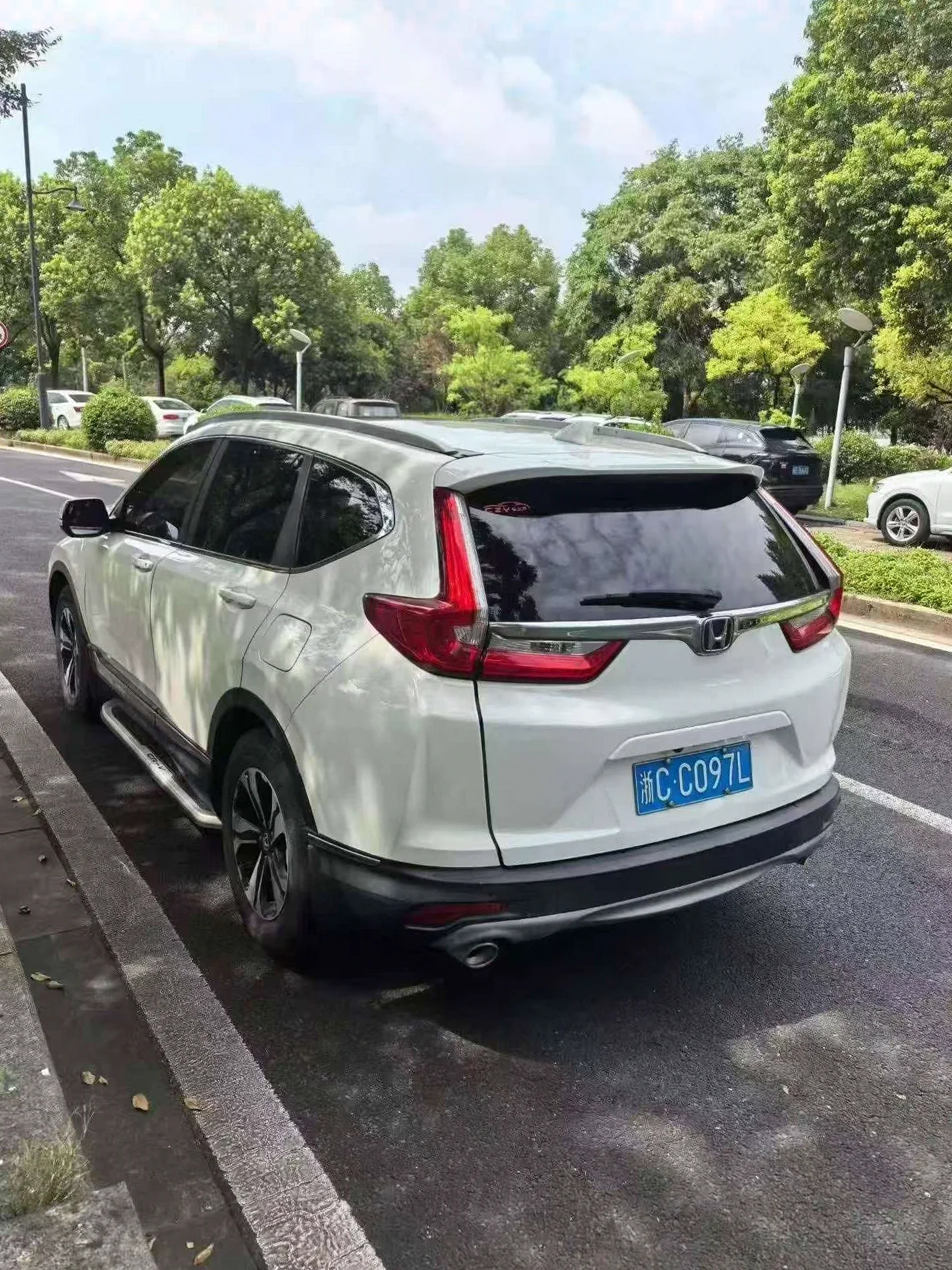 本田CRV 后面外观二