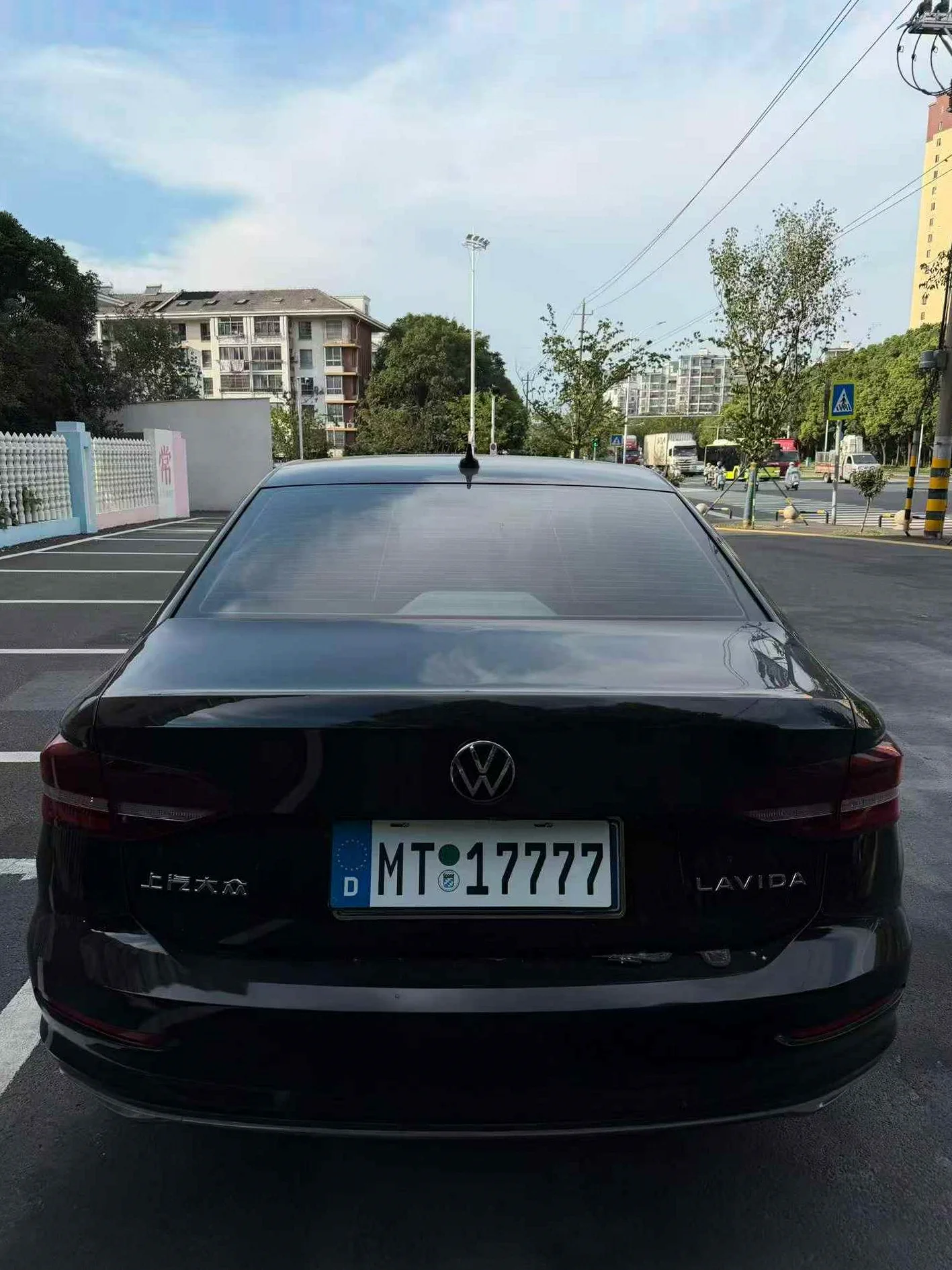 大众朗逸 后面外观一