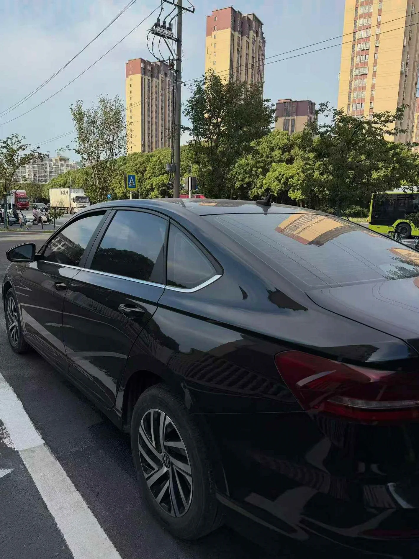 大众朗逸 后面外观二
