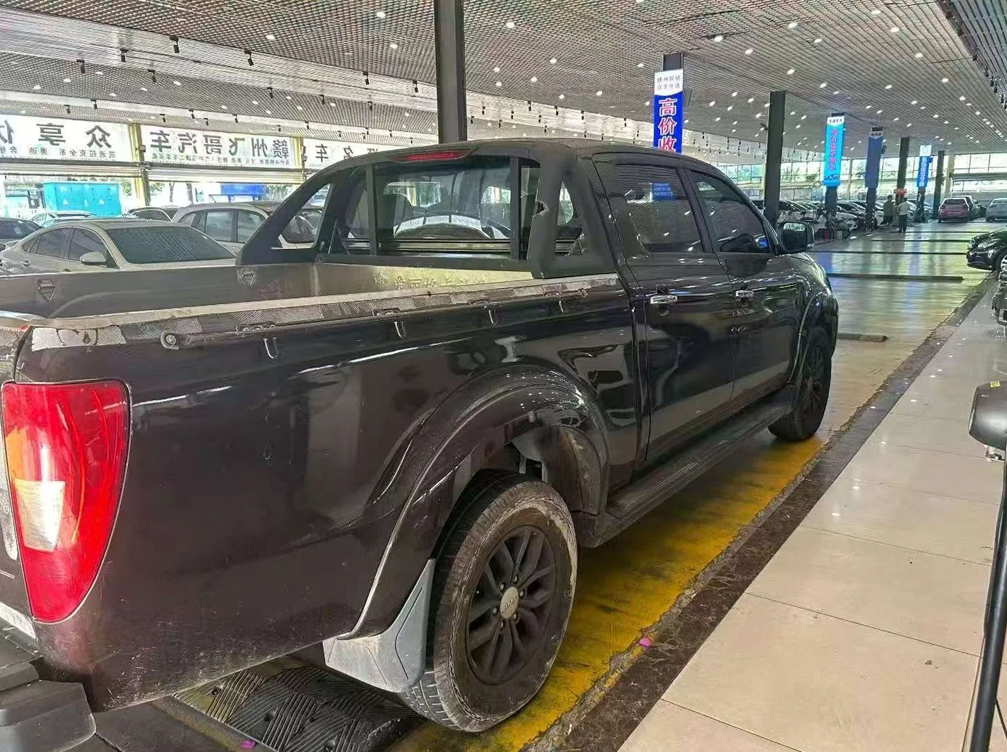 江铃域虎 后面外观三