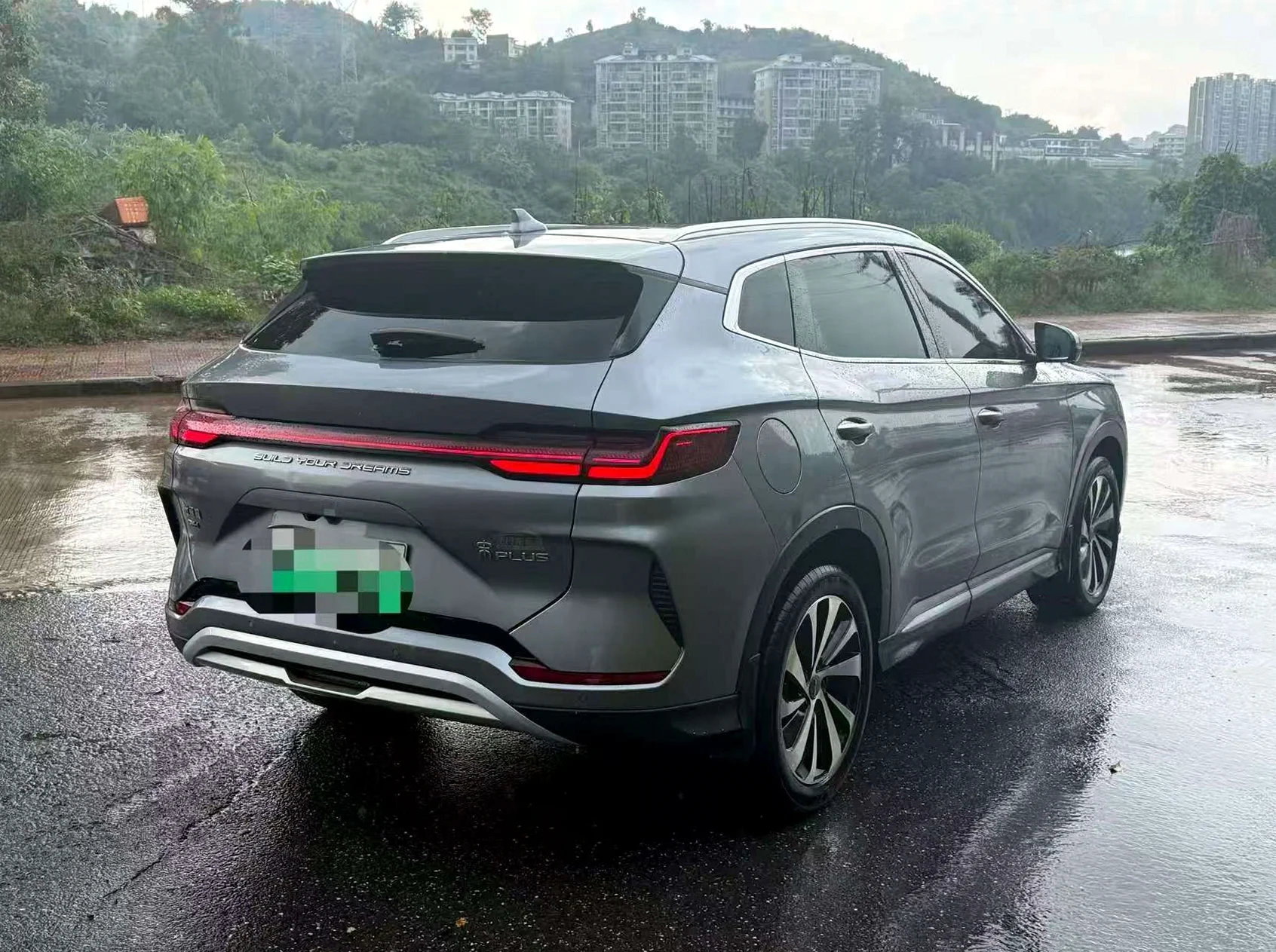 比亚迪宋PLUS 驾驶室